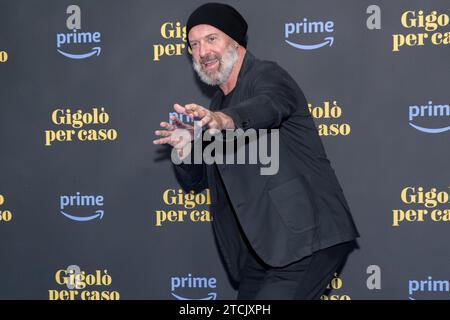 L'acteur italien Pietro Sermonti lors du photocall pour la présentation de la série italienne sur Amazon Prime Video, 'Gigolo per caso' à Rome sur Banque D'Images