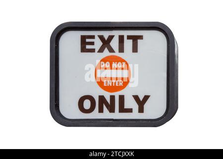 Orange Exit Only Sign isolé sur fond blanc Banque D'Images