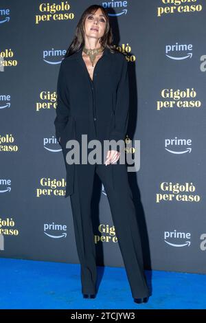News - Photocall série italienne Gigolo per caso l'actrice italienne Ambra Angoilini lors du photocall pour la présentation de la série italienne sur Amazon Prime Video, Gigolo per caso à Rome sur 12.12.2023 Italie Copyright : xClaudioxEnea/SportReporterx/xLiveMediax LPN 1162010 Banque D'Images