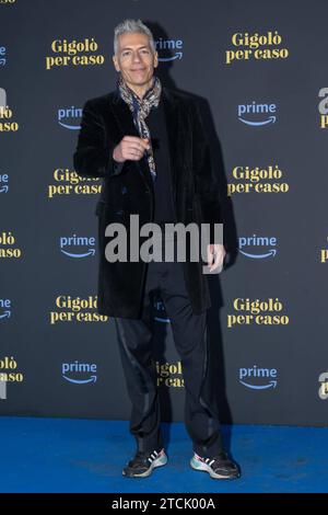 News - Photocall série italienne Gigolo per caso l'acteur italien Giovanni Vernia lors du photocall pour la présentation de la série italienne sur Amazon Prime Video, Gigolo per caso à Rome sur 12.12.2023 Italie Copyright : xClaudioxEnea/SportReporterx/xLiveMediax LPN 1162017 Banque D'Images