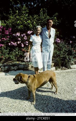 La princesse Lilian, duchesse de Halland. Né Lillian May Davies, plus tard Craig ; 30 août 1915 - 10 mars 2013. Un mannequin britannique qui est devenu membre de la famille royale suédoise thgrough son mariage avec le prince Bertil 1976. Photographiés dans leur maison de vacances sur la côte d'azur, Villa Mirage à Sainte Maxime 1980. Banque D'Images