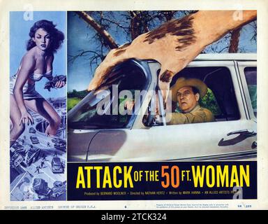 Attaque de la femme de 50 pieds (Allied Artists, 1958). Carte du lobby vintage, affiche avec Allison Hayes, William Hudson et Yvette Vickers. Banque D'Images