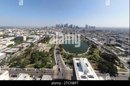 Images de drones du centre-ville de Los angeles et du parc macarthur Banque D'Images