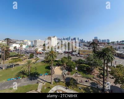 Images de drones du centre-ville de Los angeles et du parc macarthur Banque D'Images