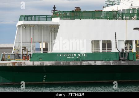 Bellingham, WA, États-Unis - 5 janvier 2023 ; Nom de la retraite du ferry de voiture de l'État de Washington Evergreen State on Side Banque D'Images