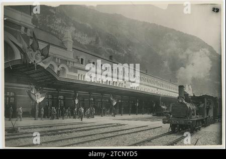 Canfranc (Huesca) 7/18/1928. Inauguration de la gare de Somport. Dans l'image, la partie espagnole. Crédit : Album / Archivo ABC / Marín Banque D'Images