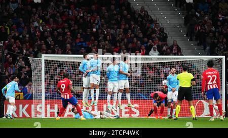 Madrid, Espagne. 13 décembre 2023. Les joueurs du SS Lazio lors du match de la Ligue des champions de l'UEFA, Groupe E, entre l'Atletico de Madrid et le SS Lazio ont joué au stade Civitas Mertropolitano le 13 décembre 2023 à Madrid, en Espagne. (Photo Bagu Blanco/PRESSINPHOTO) crédit : PRESSINPHOTO SPORTS AGENCY/Alamy Live News Banque D'Images