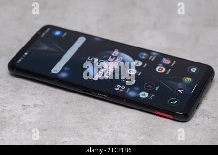 HCMC, VN - Rog Phone 5 pour usage éditorial Banque D'Images