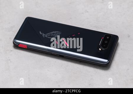 HCMC, VN - Rog Phone 5 pour usage éditorial Banque D'Images