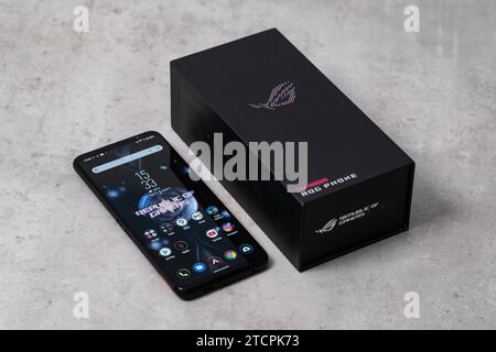 HCMC, VN - Rog Phone 5 pour usage éditorial Banque D'Images