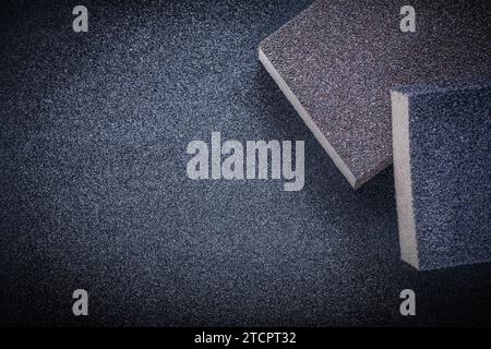 Éponges de ponçage sur papier émeri Banque D'Images