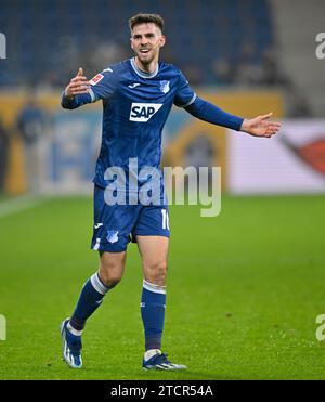 Anton Stach TSG 1899 Hoffenheim (16) Gesture Gesture PreZero Arena, Sinsheim, Baden-Wuerttemberg, Allemagne Banque D'Images