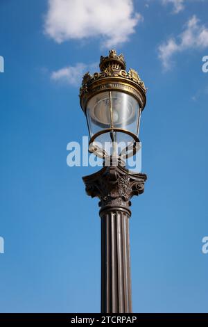 Place de la Concorde, l'une des places les plus célèbres de Paris, France Banque D'Images
