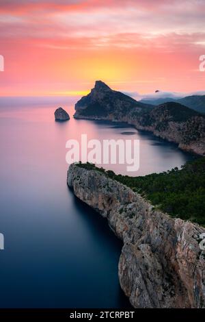 Cap Formentor au coucher du soleil, Majorque, Espagne. Photo de haute qualité Banque D'Images