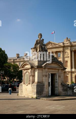 Place de la Concorde, l'une des places les plus célèbres de Paris, France Banque D'Images