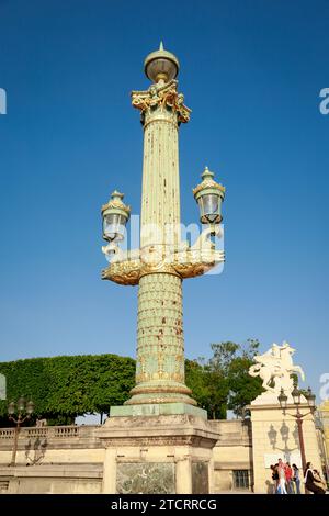 Place de la Concorde, l'une des places les plus célèbres de Paris, France Banque D'Images