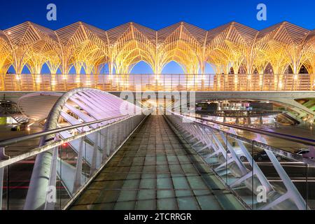 Lisbonne, Portugal - Architecture moderne à la gare Oriente, Gare do Oriente, par Santiago Calatrava. Photo de haute qualité Banque D'Images