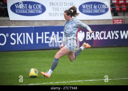 Dagenham, Royaume-Uni. 10 décembre 2023. Dagenham, Angleterre, 10 décembre 2023 : Heather Payne en action lors du match de Barclays FA Womens Super League entre West Ham et Everton au Chigwell Construction Staduim dans l'Essex, en Angleterre. (Will Hope/SPP) crédit : SPP Sport Press photo. /Alamy Live News Banque D'Images