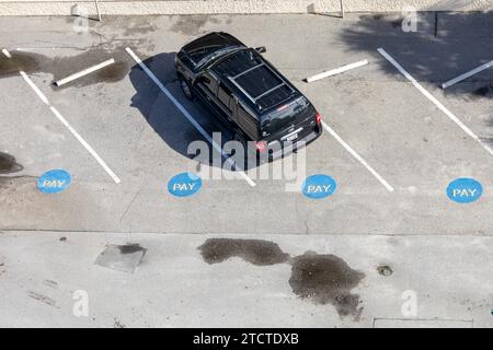 Regarder vers le bas sur Un parking payant vue aérienne Myrtle Beach Caroline du Sud États-Unis. 18 novembre 2023 Banque D'Images