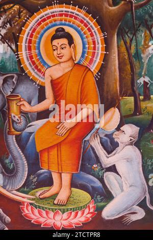 Mongkol Serei Kien Khleang Pagode. Vie de Siddhartha Gautama, le Bouddha. Le Bouddha en retraite assisté par des disciples et un singe et éléphant wi Banque D'Images