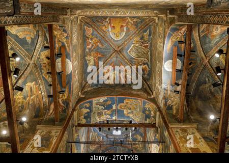 À l'intérieur de l'église orthodoxe serbe de Visoki Decani, Kosovo Banque D'Images