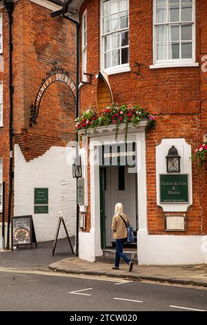 Royaume-Uni, Angleterre, Oxfordshire, Henley on Thames, New Street, hôtel du vin à l’ancienne entrée de la brasserie Brakspear Banque D'Images