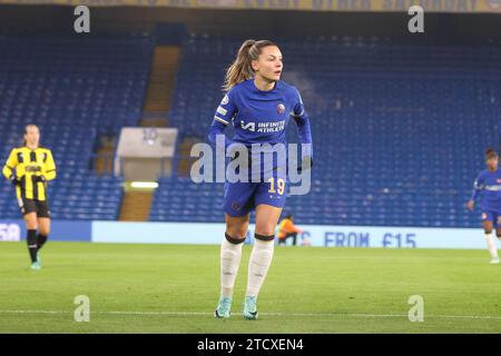 Londres, Royaume-Uni. 14 décembre 2023. Stamford Bridge, Angleterre, 14 décembre 2023 : Johanna Rytting Kaneryd (Chelsea 19) lors du match entre Chelsea et BK Häcken à Stamford Bridge, Londres, Angleterre. (Bettina Weissensteiner/SPP) crédit : SPP Sport Press photo. /Alamy Live News Banque D'Images