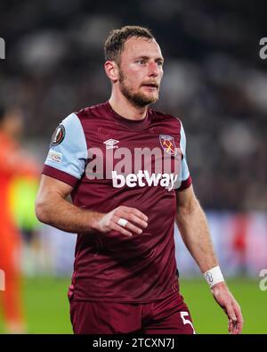 Londres, Royaume-Uni. 14 décembre 2023. Vladimir Coufal de West Ham United lors du match West Ham United FC contre SC Freiburg UEFA Europa League Group A au London Stadium, Londres, Angleterre, Royaume-Uni le 14 décembre 2023 Credit : Every second Media/Alamy Live News Banque D'Images