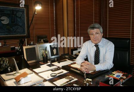 06/18/2009. Madrid, 6/19/09.- entretien avec le producteur Enrique Cerezo. Photo : Daniel G. López. Crédit : Album / Archivo ABC / Daniel G. López Banque D'Images