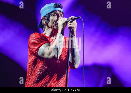 Anthony Kiedis (chant). Piments rouges au Chili. Vivre à Buenos Aires, Argentine Banque D'Images