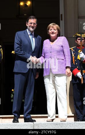 madrid, 6-9-2012.-sommet hispano-allemand au palais moncloa ; à l'image du président du gouvernement mariano rajoy reçoit la chancelière angela merkel.-photo ernesto acute.archdc. Crédit : Album / Archivo ABC Banque D'Images