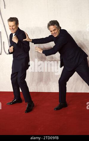 Mark Ruffalo und Willem Dafoe beim Gala-projection des Kinofilms Poor Things im Barbican Centre. Londres, 14.12.2023 *** Mark Ruffalo et Willem Dafoe à la projection de gala du film Poor Things au Barbican Centre London, 14 12 2023 Foto:xD.xJonesx/xFuturexImagex Poor 3211 Banque D'Images