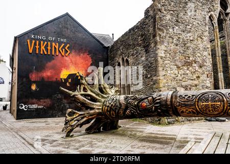 Peintures murales de l'expérience VR du « Roi des Vikings », logées dans l'abbaye noire médiévale, Triangle Viking du centre-ville de Waterford, Irlande Banque D'Images