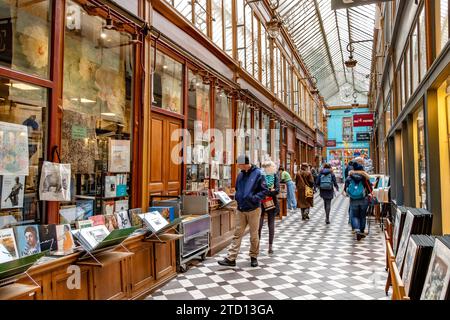 Librairie du passage, une librairie vintage et rare à l'intérieur du passage Jouffroy, l'une des galeries marchandes couvertes les plus populaires de Paris, France Banque D'Images