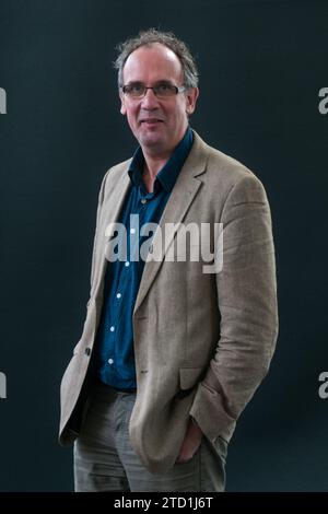 Volker Kutscher assiste à un photocall lors du Festival international du livre d'Édimbourg le 12 août 2017 à Édimbourg, en Écosse. Banque D'Images