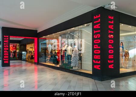 BLOOMINGTON, MN, États-Unis - 12 DÉCEMBRE 2023 : magasin Aeropostale au centre commercial Mall of America. Banque D'Images