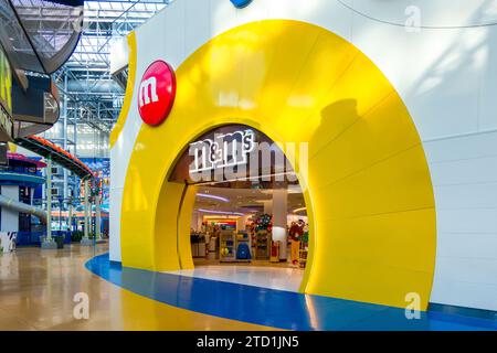 BLOOMINGTON, MN, États-Unis - 12 DÉCEMBRE 2023 : M&m's magasin au Mall of America. Banque D'Images