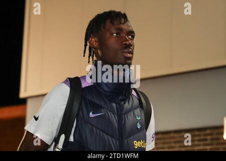 Yves Bissouma #8 de Tottenham Hotspur lors du match de Premier League Nottingham Forest vs Tottenham Hotspur à City Ground, Nottingham, Royaume-Uni, le 15 décembre 2023 (photo de Gareth Evans/News Images) à Nottingham, Royaume-Uni le 12/15/2023. (Photo Gareth Evans/News Images/Sipa USA) Banque D'Images