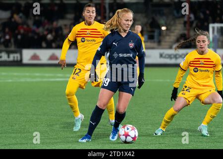 Malmoe, Suède. 13 décembre 2023. Sofie Bredgaard (19) du FC Rosengaard vu lors du match de la Ligue des champions féminine de l’UEFA entre le FC Rosengaard et le FC Barcelone au Malmö Idrottsplats à Malmö. (Crédit photo : Gonzales photo - Joe Miller). Banque D'Images