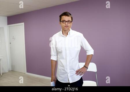 Madrid, 11/23/2015. Iñigo Errejón, directeur de la campagne électorale de Podemos, présente les éléments centraux des élections 20D lors d’une conférence de presse. Photo : Oscar del Pozo ARCHDC. Crédit : Album / Archivo ABC / Oscar del Pozo Banque D'Images