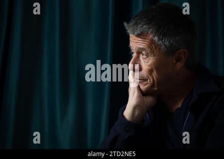 Madrid, 04/22/2023. Entretien avec Emmanuel Carrère. Photo : Isabel Permuy. Archdc. Crédit : Album / Archivo ABC / Isabel B. Permuy Banque D'Images