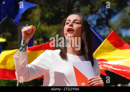 Saragosse, 03/24/2019. Le président de Ciudadanos Albert Rivera et Inés Arrimadas participent à une réunion citoyenne avec le candidat du parti pour le gouvernement d'Aragon, Daniel Pérez, et l'avocate de Huesca Sara Giménez, membre de la liste du parti pour Madrid pour les élections législatives. Photo : Fabián Simón ARCHDC. Crédit : Album / Archivo ABC / Fabián Simón Banque D'Images