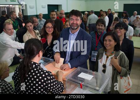 Madrid, 05/26/2019. Jour du vote pour les élections européennes, régionales et municipales de 26M.. Dans l'image, Carlos Sánchez Mato. Photo : Isabel Permuy. ARCHDC. Crédit : Album / Archivo ABC / Isabel B. Permuy Banque D'Images