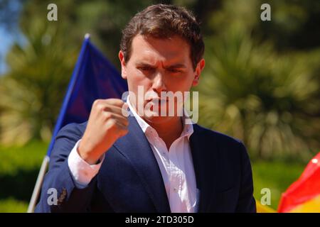 Saragosse, 03/24/2019. Le président de Ciudadanos Albert Rivera et Inés Arrimadas participent à une réunion citoyenne avec le candidat du parti pour le gouvernement d'Aragon, Daniel Pérez, et l'avocate de Huesca Sara Giménez, membre de la liste du parti pour Madrid pour les élections législatives. Photo : Fabián Simón ARCHDC. Crédit : Album / Archivo ABC / Fabián Simón Banque D'Images