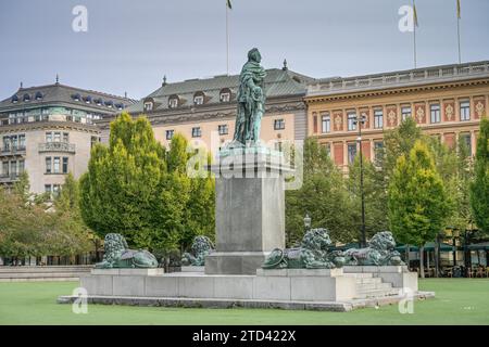 Statue de Charles XIII, quatre Lions, King's Garden Park, Kungstraedgarden, Stockholm, Suède Banque D'Images