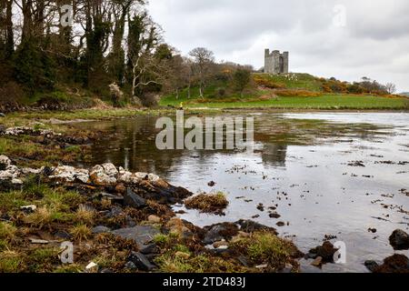 Château d'Audley sur les rives de Strangford Lough, comté de Down, Irlande du Nord. Un lieu de tournage de Game of Thrones sur la guerre de Robb Stark. Banque D'Images