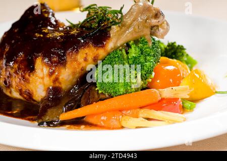 Sauce bière fraîche ragoût de poulet et mélange de légumes, photographie de nourriture Banque D'Images