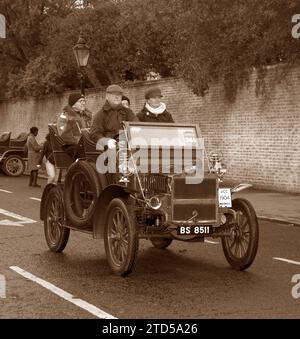 Sepia Tone entrant 346 1904 Maxwell London à Brighton Veteran car Run Concours Marlborough Road St James's London Banque D'Images