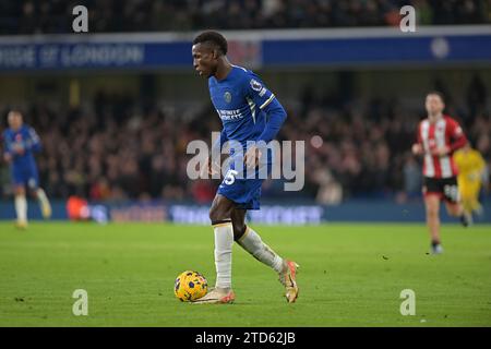 Londres, Royaume-Uni. 16 décembre 2023. Nicolas Jackson de Chelsea lors du match Chelsea vs Sheffield United Premier League à Stamford Bridge Londres. Crédit : MARTIN DALTON/Alamy Live News Banque D'Images