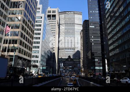 Côté sud du bâtiment MetLife, anciennement le bâtiment Pan Am, 200 Park avenue dans le centre-ville de Manhattan, New York. Banque D'Images